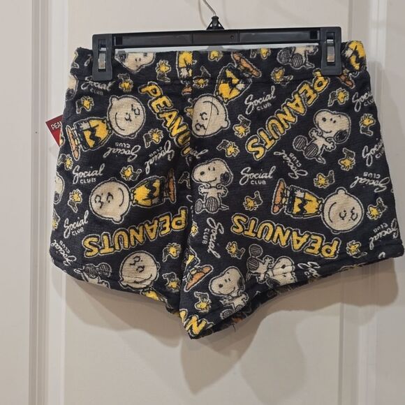 Peanuts Social Club Plush Lounge Shorts - Picture 7 of 7